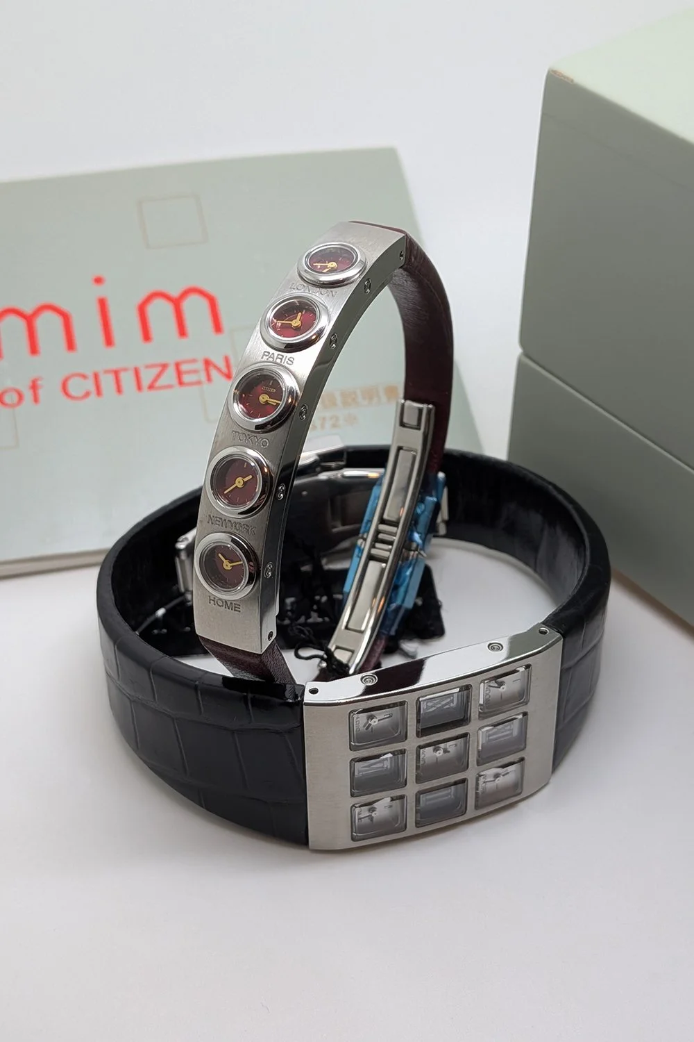 The World's Smallest Watch Movement - Citizen G720 — Plus9Time